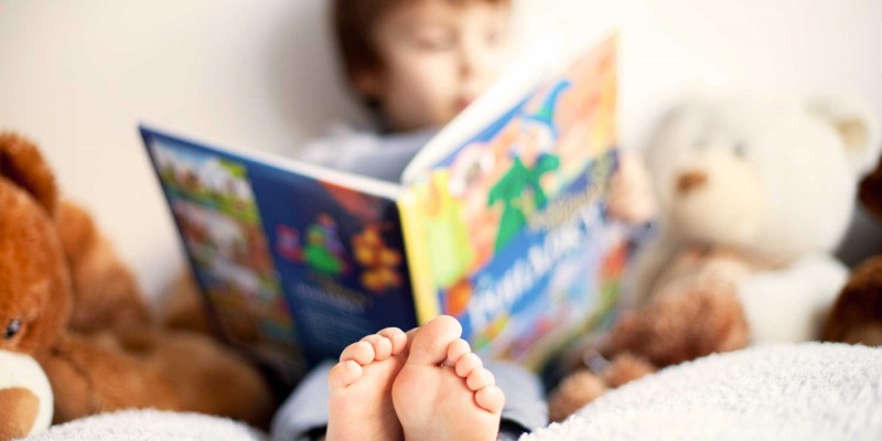 چگونه کودکان را به مطالعه تشویق کنیم؟