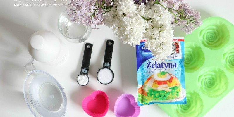 کاردستی ساخت شمع با پارافین و گل های خوشبو